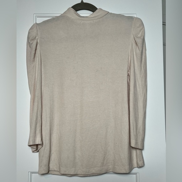 Evereve Long Sleeve Ribbed Button Mock Neck Top (Small) - Picture 3 of 3